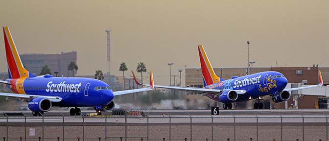 Southwest 737-7L9 N7816B Coco, Phoenix Sky Harbor, November 30, 2017